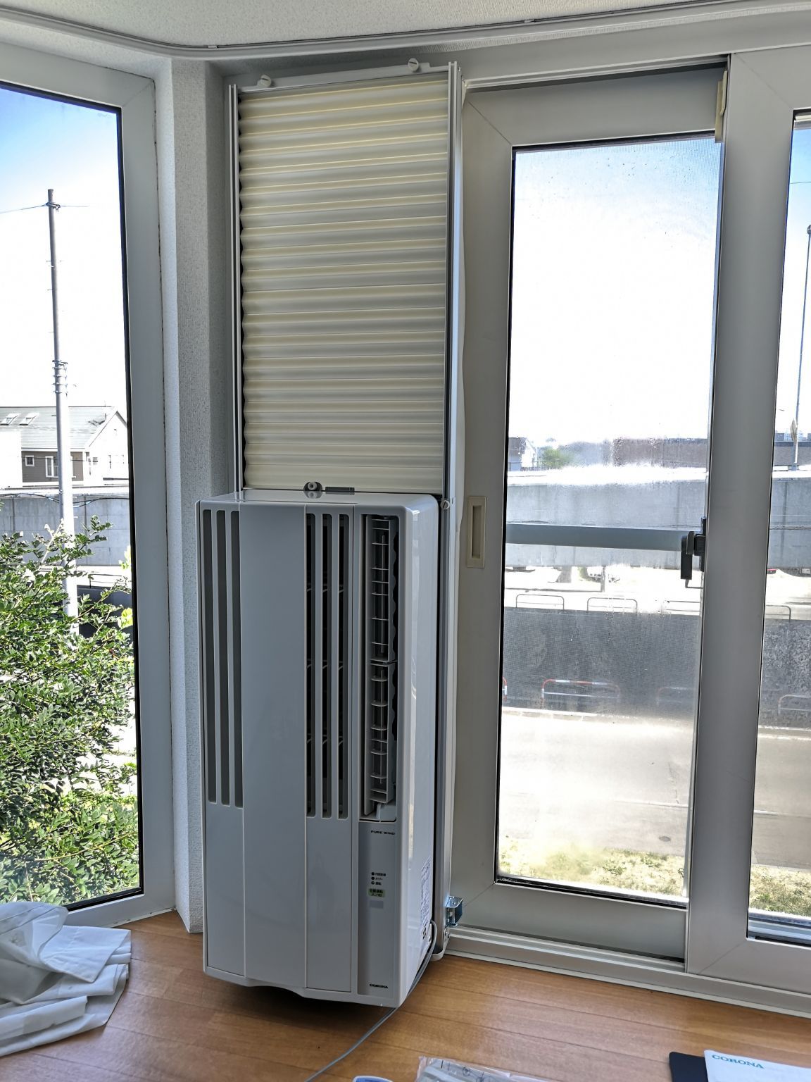 窓用エアコン - 季節、空調家電